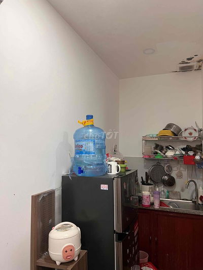 Mình qua ở với Anh Chị cần pass lại phòng gấp