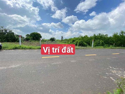 Lô đất rộng, nở hậu đẹp, 1000m2, ngang 12m, đường nhựa lớn, 80m đất ở