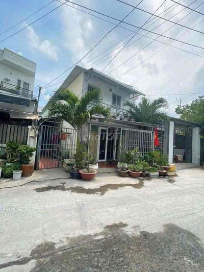 bán nhà kiêm dãy trọ 710 tr. sổ riêng