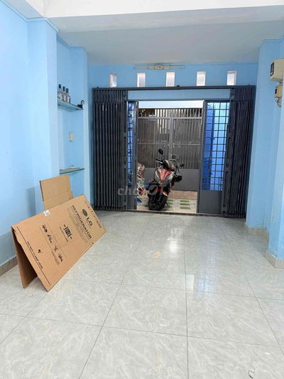 CHO THUÊ NGUYÊN CĂN 2PN2WC RỘNG RÃI CÓ SÂN ĐỂ XE