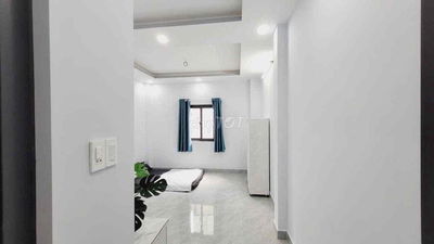 Studio Cửa Sổ Trời Giá Rẻ Liền Kề Phú Mỹ Hưng
