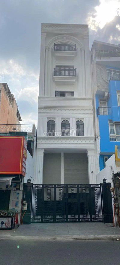 ☎️ TÒA NHÀ MT ĐƯỜNG C18, KHU VĂN PHÒNG_6x22m, HẦM 4 LÀU, THANG MÁY.