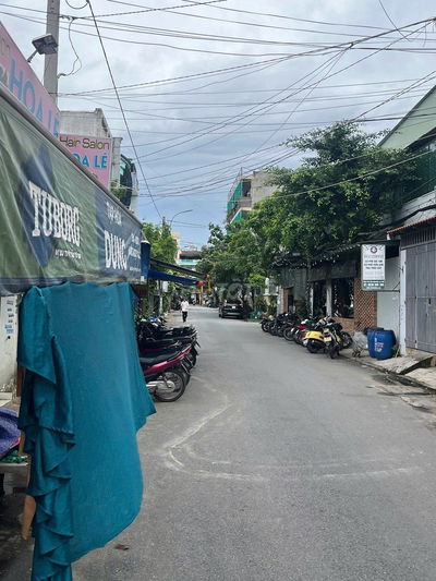 Cần bán gấp đất KDC K82 6x20m, đường nhựa 10m. Giá 8.8 tỷ bớt lộc