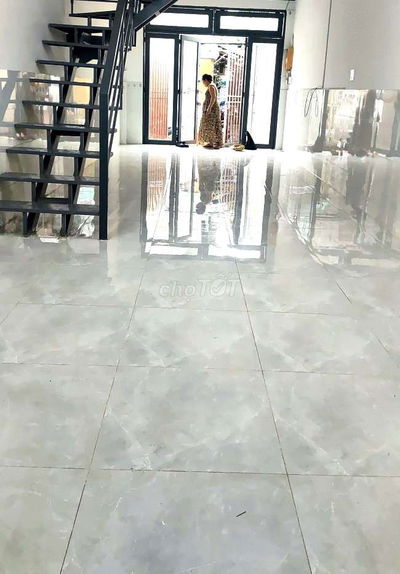 Cho thuê nguyên căn Trệt 1 lầu. Nhà mới 100%