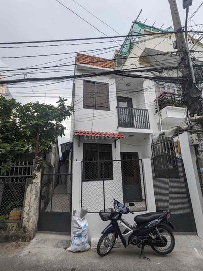 nhà đường 22 Phước Long B 1tr1l có 1PN 1WC giá 4,5tr/th