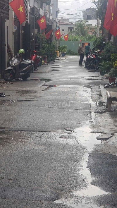 Nhà ở hiện hữu sổ hồng xây dựng kiên cố , Thành Phố Hồ Chí Minh