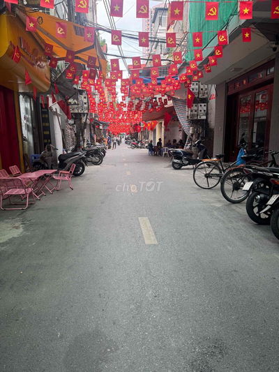 Chính Chủ Chị Gái E Cần Bán Nhà 3 Tầng Tân Mai-Nhỉnh 2 Tỷ-10m Ra Ô Tô