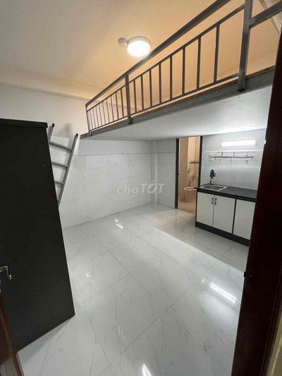 PHÒNG TRỌ LUXURY FULL NT GIÁ RẺ THUẬN TIỆN DI CHUYỂN CÁC QUẬN TRUNG TA