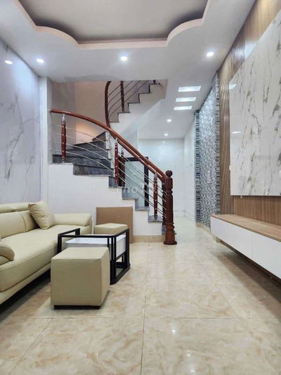 BÁN NHÀ KIM GIANG 4 TẦNG, FULL NỘI THẤT – GẦN Ô TÔ. NGÕ RỘNG. 6.6
