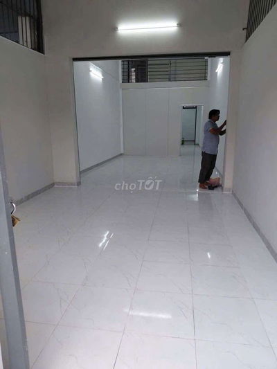 Cho thuê nhà mặt rạch tx22. 4x24m