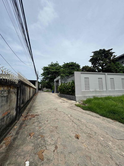 Bán đất Hẻm 6m , 58m2 , Gián: 3,55 tỷ - Đ.11 Linh Xuân , Thủ Đức