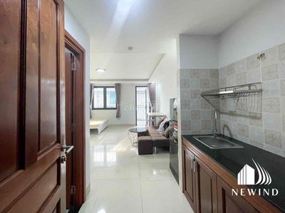 Studio ban công - full nội thất - ngay khu Kim Sơn