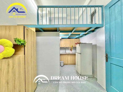Ngay trục đường lớn - Gần trường ĐH Công Thương