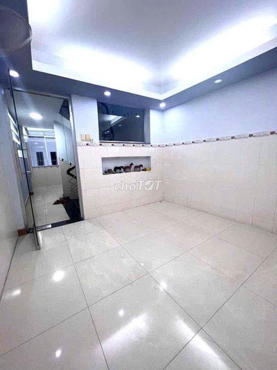 Nhà Mới Đẹp Hẻm Xe Tải Đường Lạc Long Quân , 3Lầu 6Pn 4WC