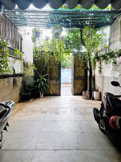 Mặt Tiền Đường 102 – Tăng Nhơn Phú A – Nhà Đẹp 88m², 3 Tầng, Có Sân Ô
