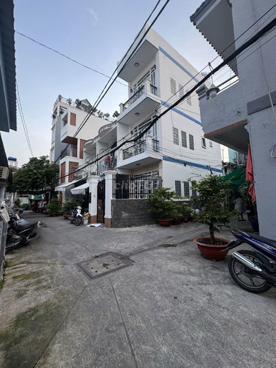 NHÀ 2 MẶT TIỀN - KHÔNG LỘ GIỚI - HẺM XE HƠI THÔNG 6M - 6.7 TỶ TL