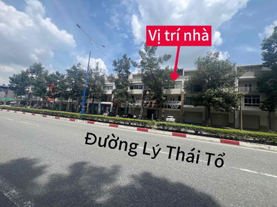 Tôi chính chủ cần bán gấp nhà 1 trệt 2 lầu ngay TT TP Mới