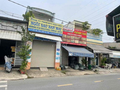 BÁN ĐẤT TẶNG NHÀ- MT ẤP CHIẾN LƯỢC- GẦN CHỢ GÒ XOÀI