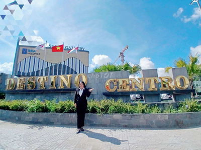 CHỈ Kí 10% Sở hữu Ngay căn hộ cao cấp 4 hồ bơi vơi 2pN 1.45 tỷ