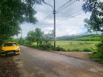 Bán 1 lô đất 2 mặt tiền như hình