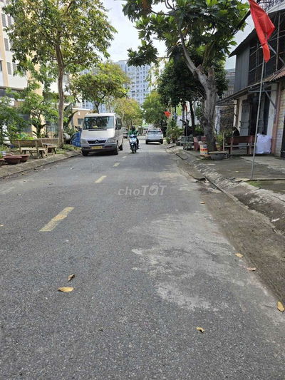 Lô đất đẹp ***! DT 5x25m khi dân trí cao