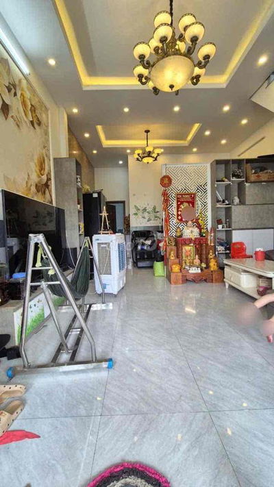 Nhà Lầu hoàn công 4pn Mặt Tiền Vàm Ông Cưu thuân tien kd buon bán,CRan