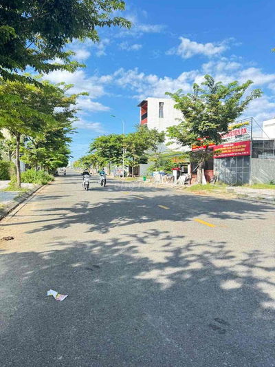 bán đất đường 10m5 trương quang được thông đảo kim cương.