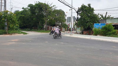 Cho thuê đất 1800m2 full thổ cư tại Tân Hiệp , Hóc Môn