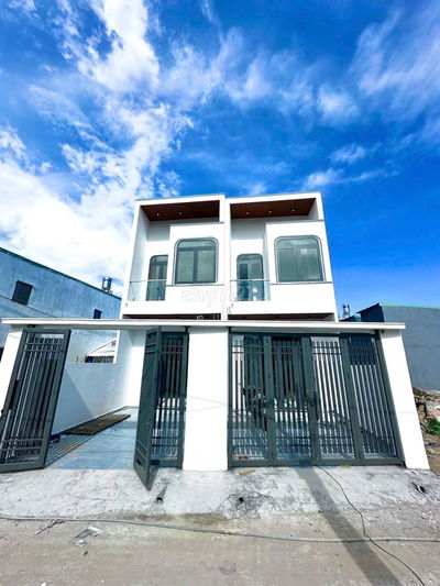 Bán nhà trong KDC sạch sẽ cuối Huỳnh Văn Nghệ 2ty050 thổ cư 100%