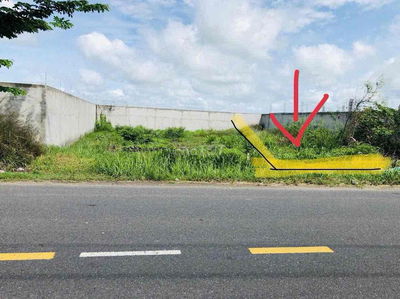 Bán lô đất Đ.Nguyễn Thị Rành gần KCN Tây Bắc, DT 130m2 giá 700tr. SHR