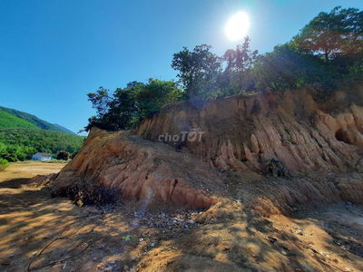Kbán khu đồi 1,6Ha Đường Quốc Lộ 20, Thị trấn Ma Đa Guôi, Lâm Đồng