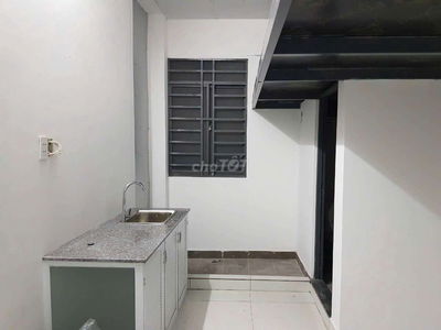 Toà nhà riêng biệt k chung chủ,rộng rãi thoáng mát,
