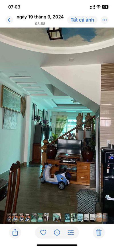 Nhà có sáu phòng ngủ có thể kinh doanh khách sạn hoặc home tây