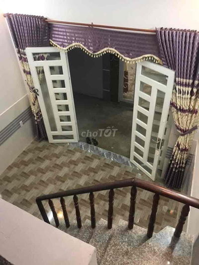 nhà mới 3 tầng hơn 1 tỷ tại bình tân hcm