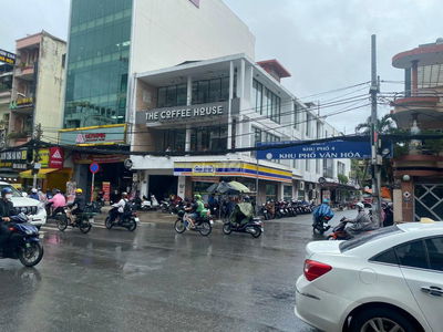 GÓC ĐẸP NGUYỄN GIA TRÍ 10M X 20M TRỆT 2LẦU TRỐNG