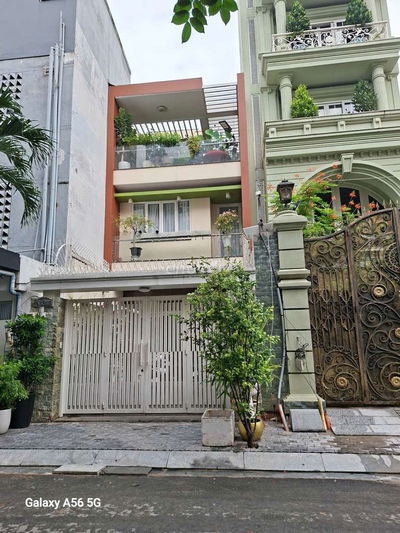 Bán nhà 3 tầng Bình Tân. Hẻm xe hơi thông (52m2) Nhỉnh 5 tỷ