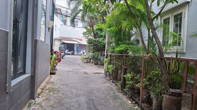 30m2 nhà đẹp 2 tầng quận 7 giá chỉ 2.5 tỷ