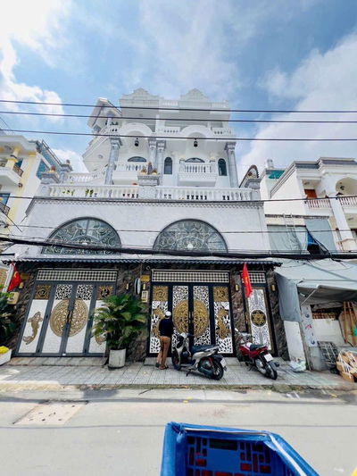 Hàng hiếm ! Ngang 5.5m , biệt thự mini ngay đường 8m , có thang máy