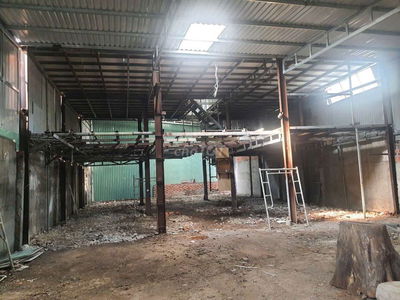 KHO XƯỞNG GARA 300M2 NGAY ĐƯỜNG 27 KHU VEN SÔNG HIỆP BÌNH CHÁNH TĐ