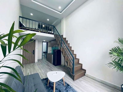Sắp trống 1 căn Duplex bancol mặt tiền đường