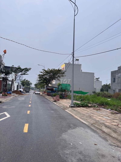 bán lô đất thuộc khu tái định cư Tân Hiệp đã có sổ hồng