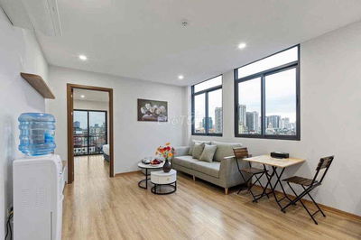 Căn Hộ 1 Phòng Ngủ Ban Công 55m2 Ngay Sân Bay TSN Quận Tân Bình