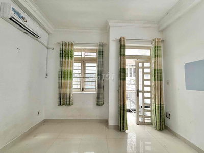 PHÒNG TRỌ BANCOL GIÁ RẺ - NGAY HỌC VIỆN HÀNG KHÔNG