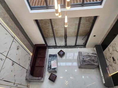 NGAY LÝ CHIÊU HOÀNG-AN DƯƠNG VƯƠNG-NHÀ MỚI XÂY 5 TẦNG VÀO Ở NGAY