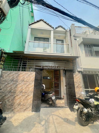 Bán nhà 2 tầng - 50m2 - 3PN, 3WC - Phan Văn Trị, P.11, Bình Thạnh