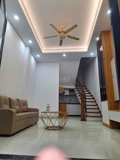 Lôgoc mặt ngõ thông! Trần Đại Nghĩa,oto, funll nội thất, ở ngay 38m*5T