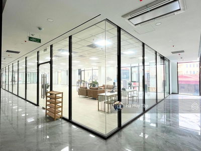 BQL toà nhà Golden Palace Mễ Trì cho thuê văn phòng sẵn đồ diện tích 90m2, 150m2, 226m2, 500m2
