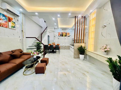Nhà 1 lầu 2 phòng ngủ đường Lê Thị Riêng, gần nhà máy bia Tiger 998TR