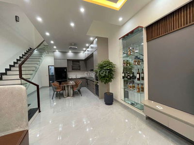Nhà đẹp đón Tết, mt đường 7m5 Đặng Văn Chung, Nam Hoà Xuân