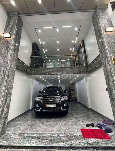 CẦU LỦ - 42m - 6 tầng -thang máy-ô tô ngủ trong nhà - giá chỉ 13,x tỷ